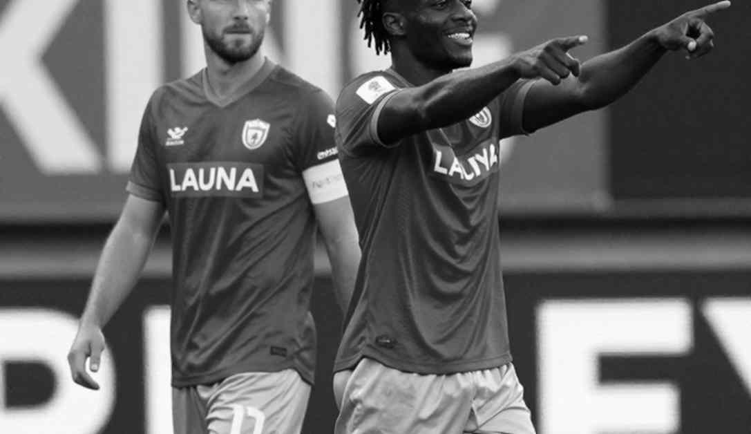 The 81st-Minute Second Yellow, and the Door VAR Never Opens The 81st-Minute Second Yellow, and the Door VAR Never Opens